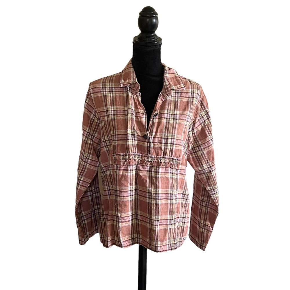 Woolrich Womens Medium Red Flannel Plaid Quarter Button Pull Over Top